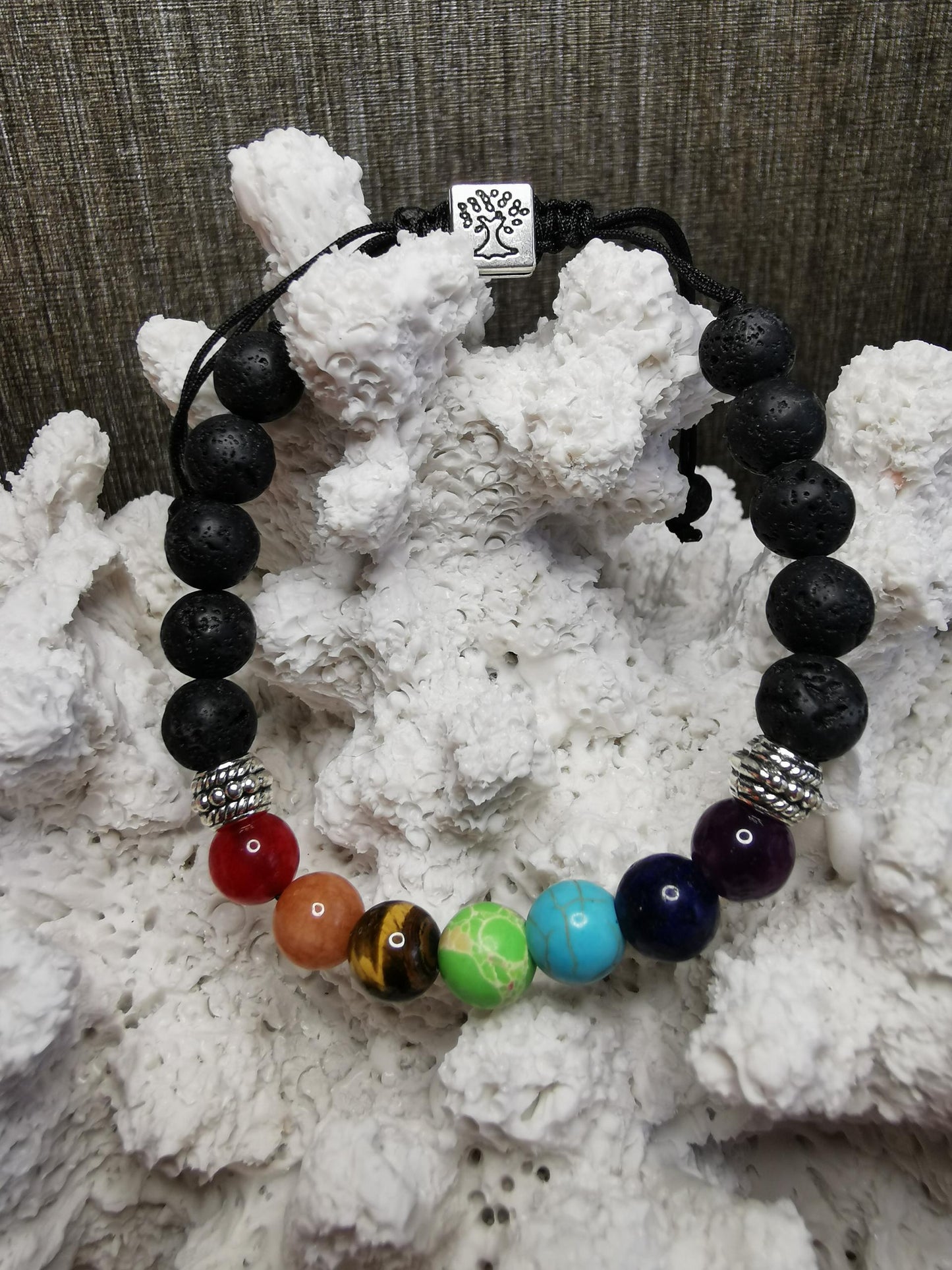 UNISEX 7 Chakras and lava stone Energy Healing Bracelet